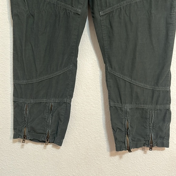 Da Nang Capris - Picture 3 of 8